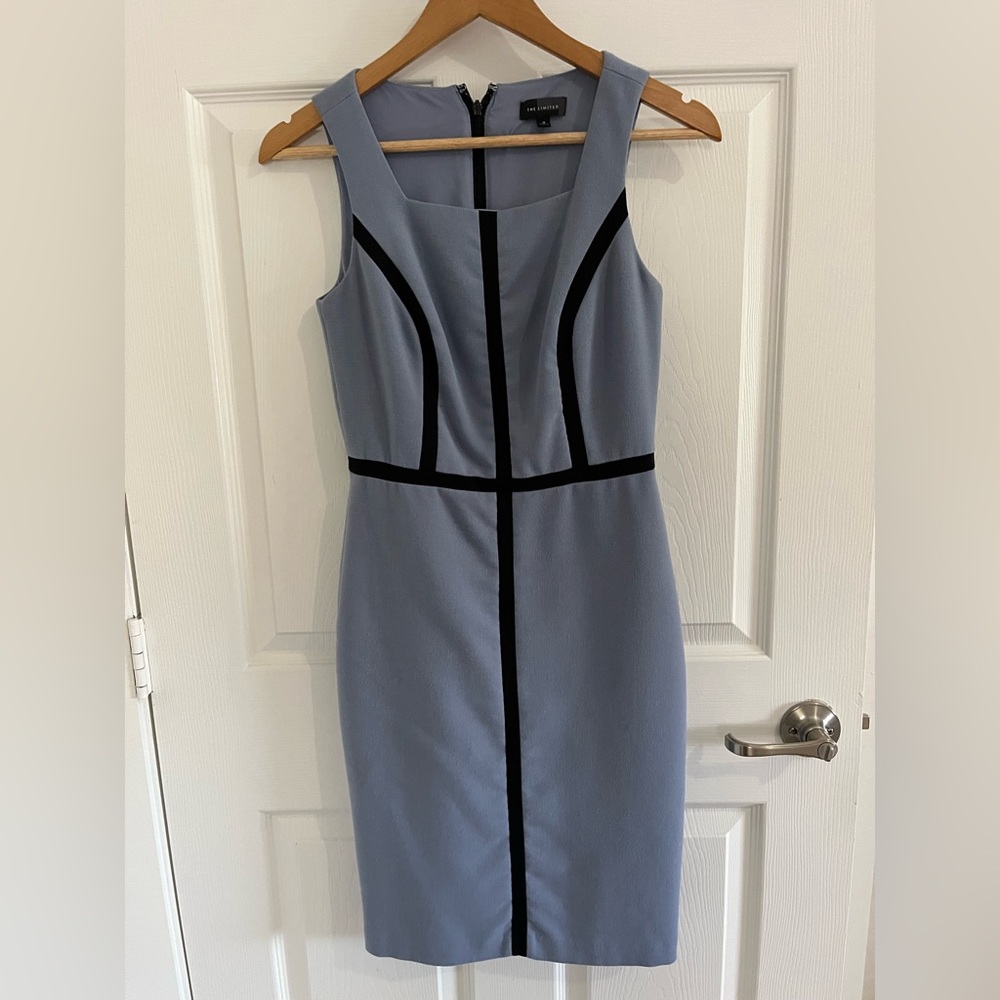 Lightly-worn The Limited Blue Dress. Size 0.
